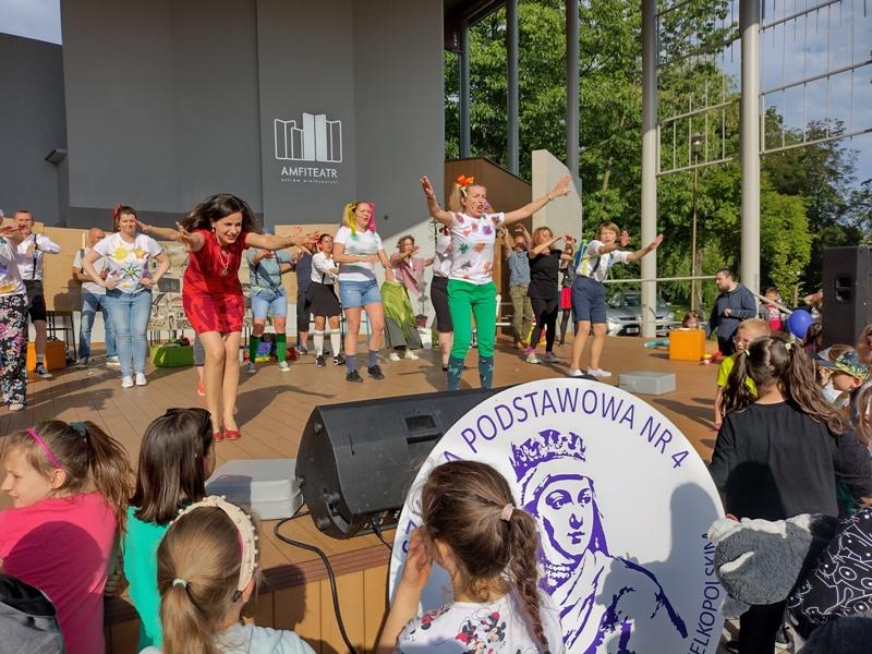Rodzice dzieciom